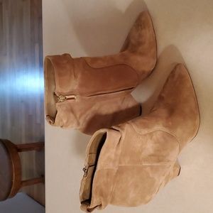 Sam Edelman suede heeled bootie, size 8